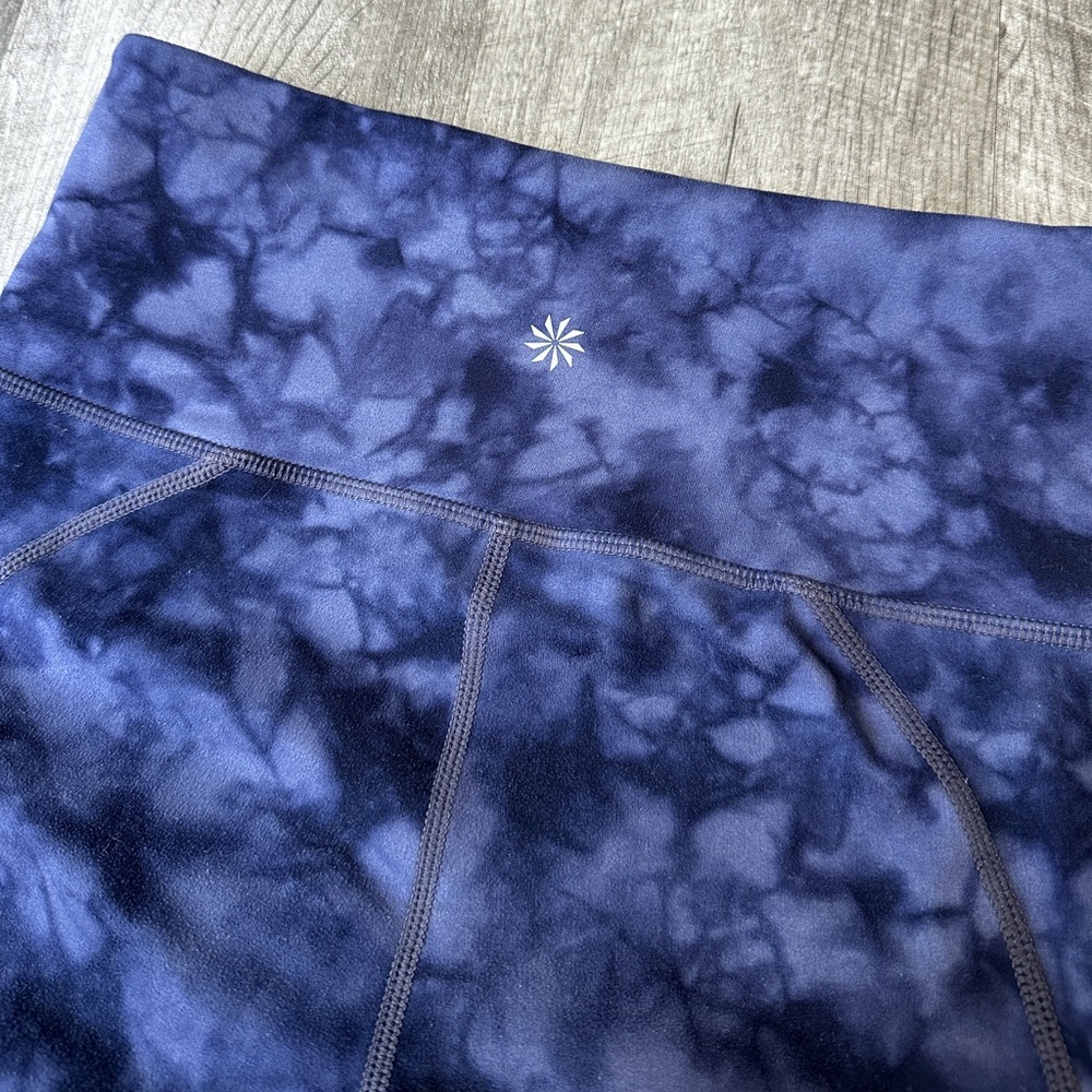Athleta Tie-Dye Blue Legging 25” - XS - Picture 7 of 13